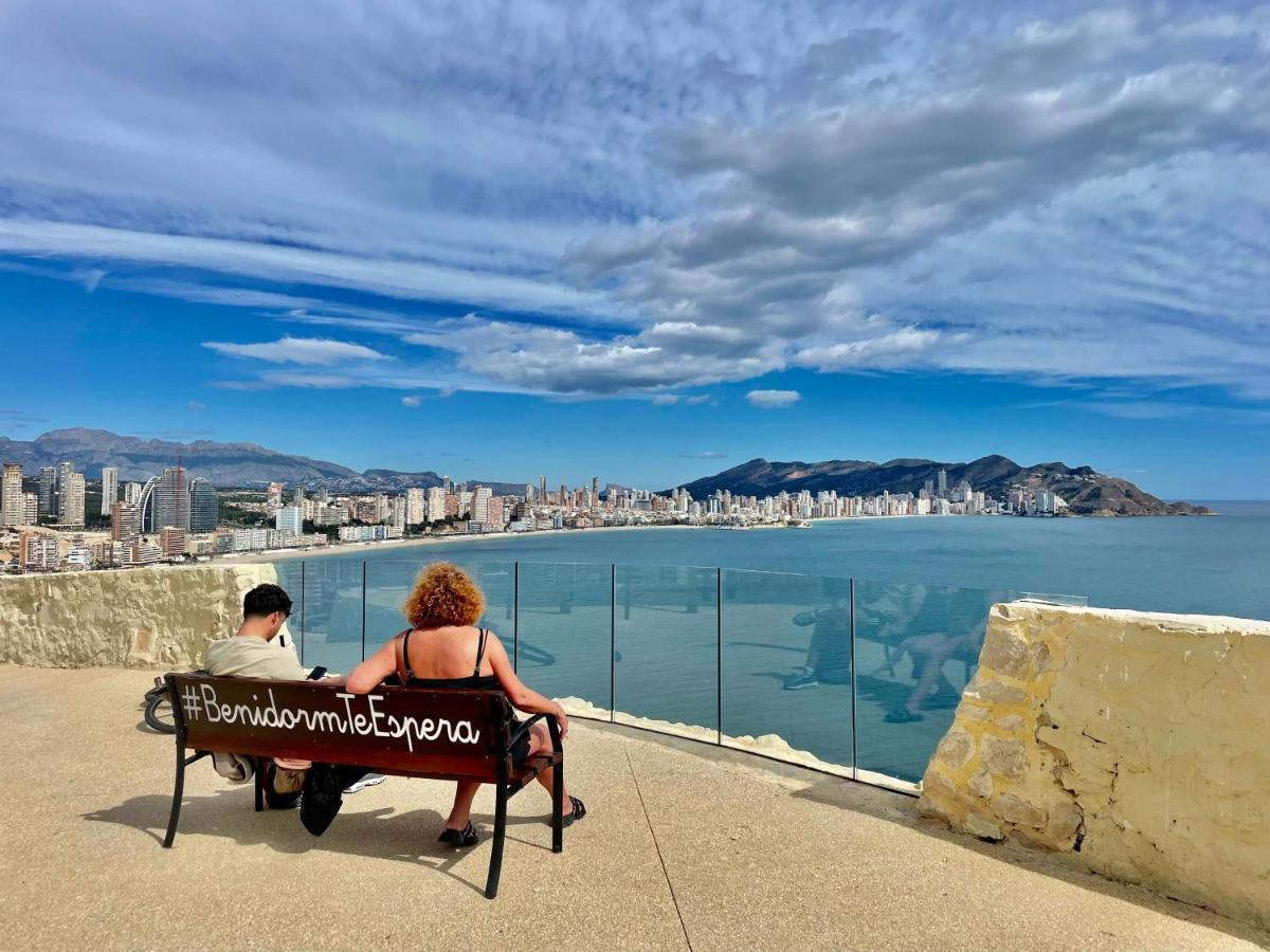 Traveler'S Beach Apartment With Sea View, Free Coffee & Parking Benidorm Exterior foto